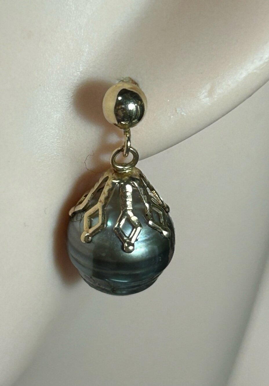 Vintage 14k yellow gold baroque gray pearl art deco drop dangle post earrings